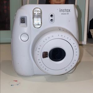 Smoky White Polaroid Instax Mini 9